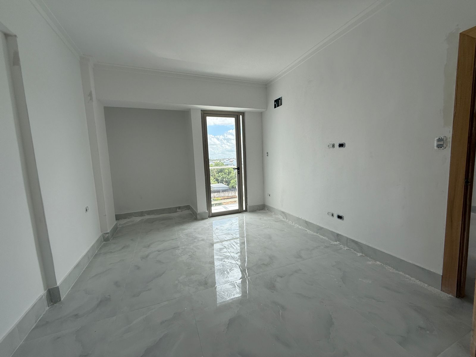 apartamentos - Vendo Ph nuevo urb real 4 hab con su baño tres par 2
