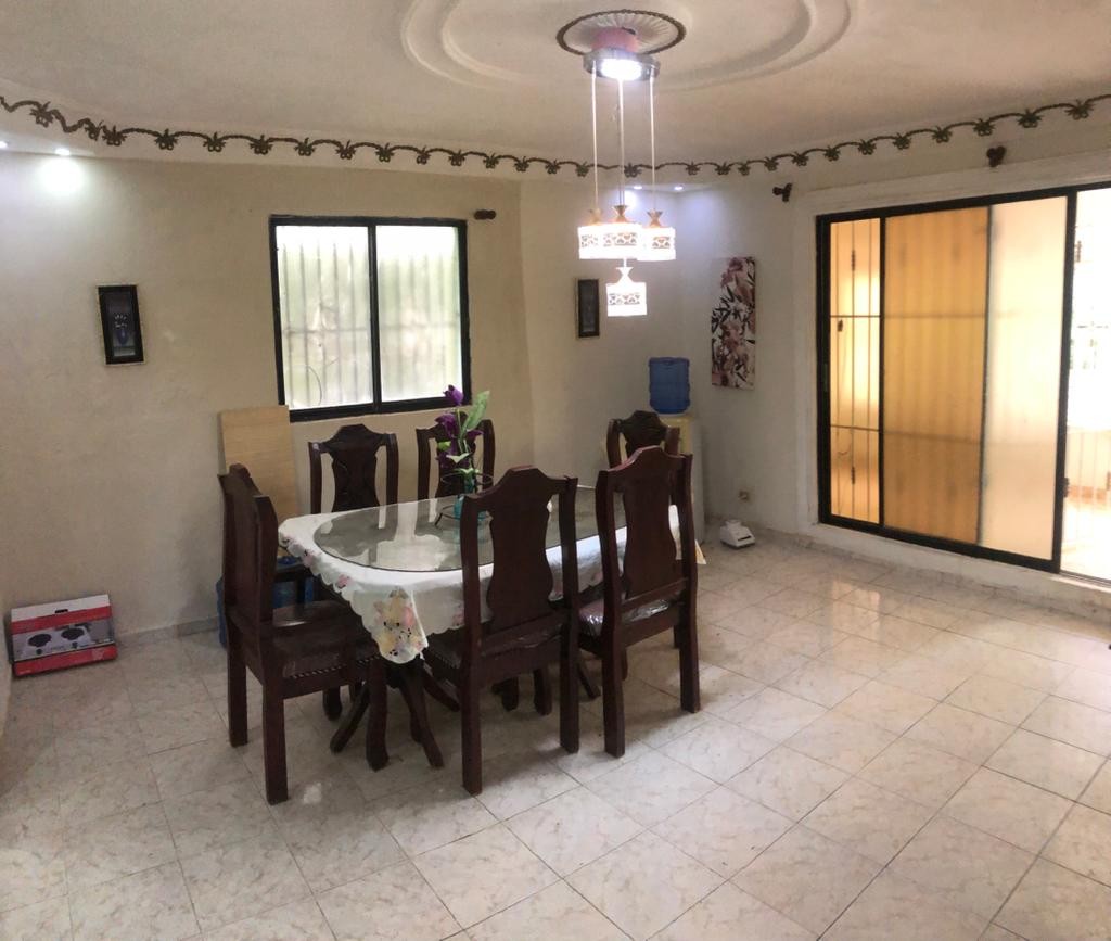 casas - vendo 
casa  Santo Domingo este 
Prado oriental 4