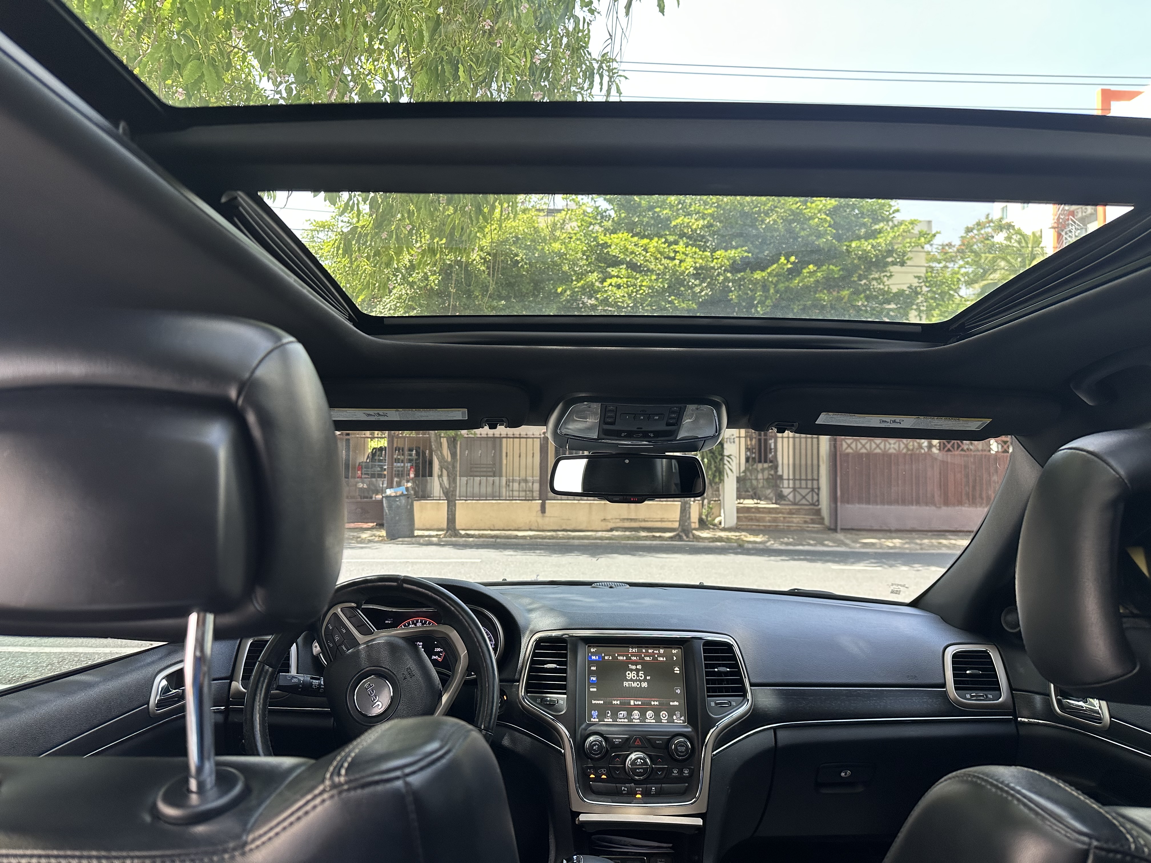 jeepetas y camionetas - Jeep Grand Cherokee Limited 2015 - Uso Ejecutivo 2