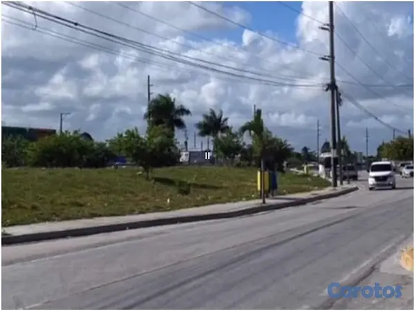 oficinas y locales comerciales - VENDO O ALQUILO Local Comercial de 485 Mts.2 en BA 11