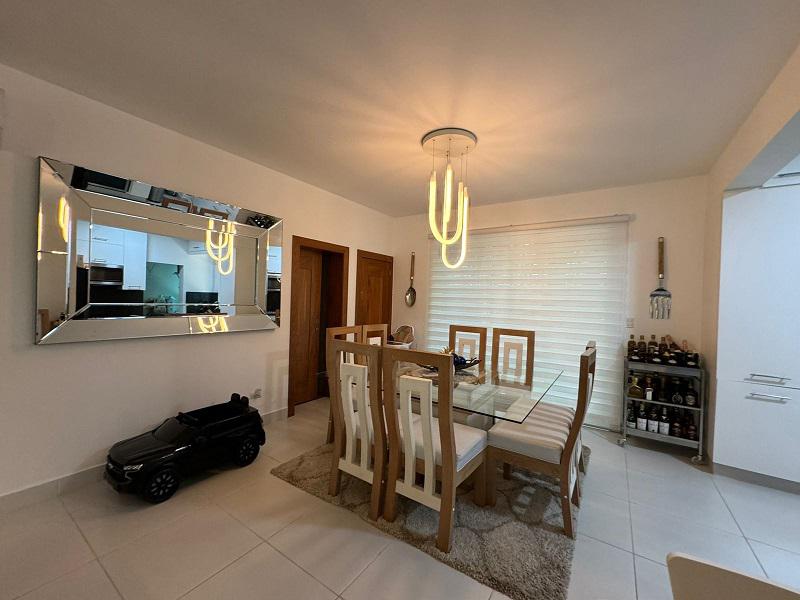 apartamentos - PRIMER PISO PROXIMO LEON JIMENES SANTIAGO 8