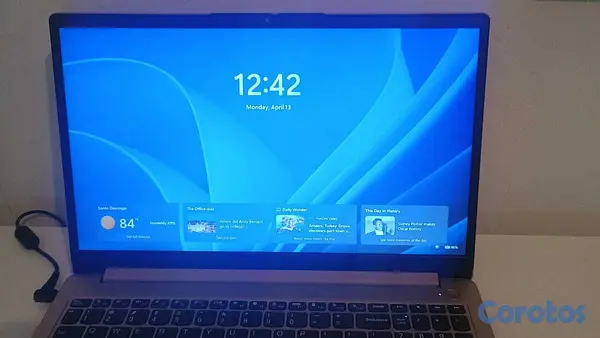 computadoras y laptops - Laptop de Oportunidad Como Nueva 2