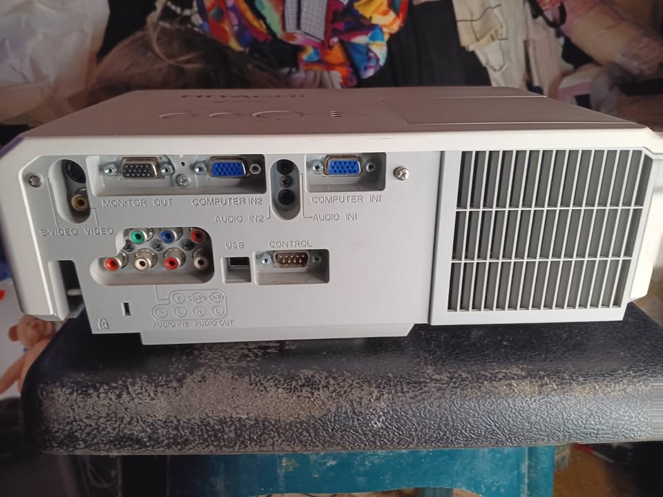 impresoras y scanners - PROYECTOR HITACHI CP-X2510 3LCD 3
