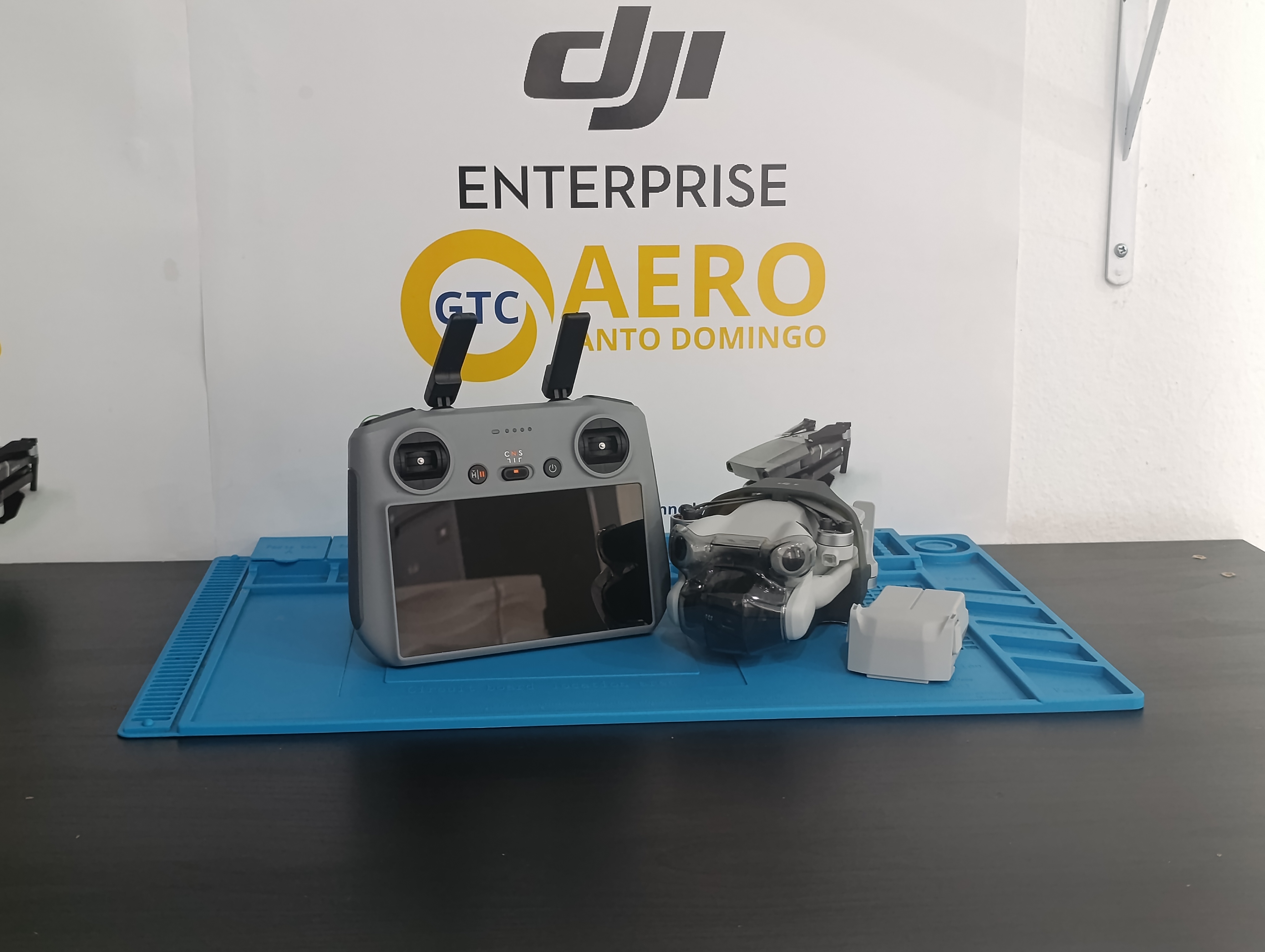 tv - Dji Mini 4 Pro RC2 3