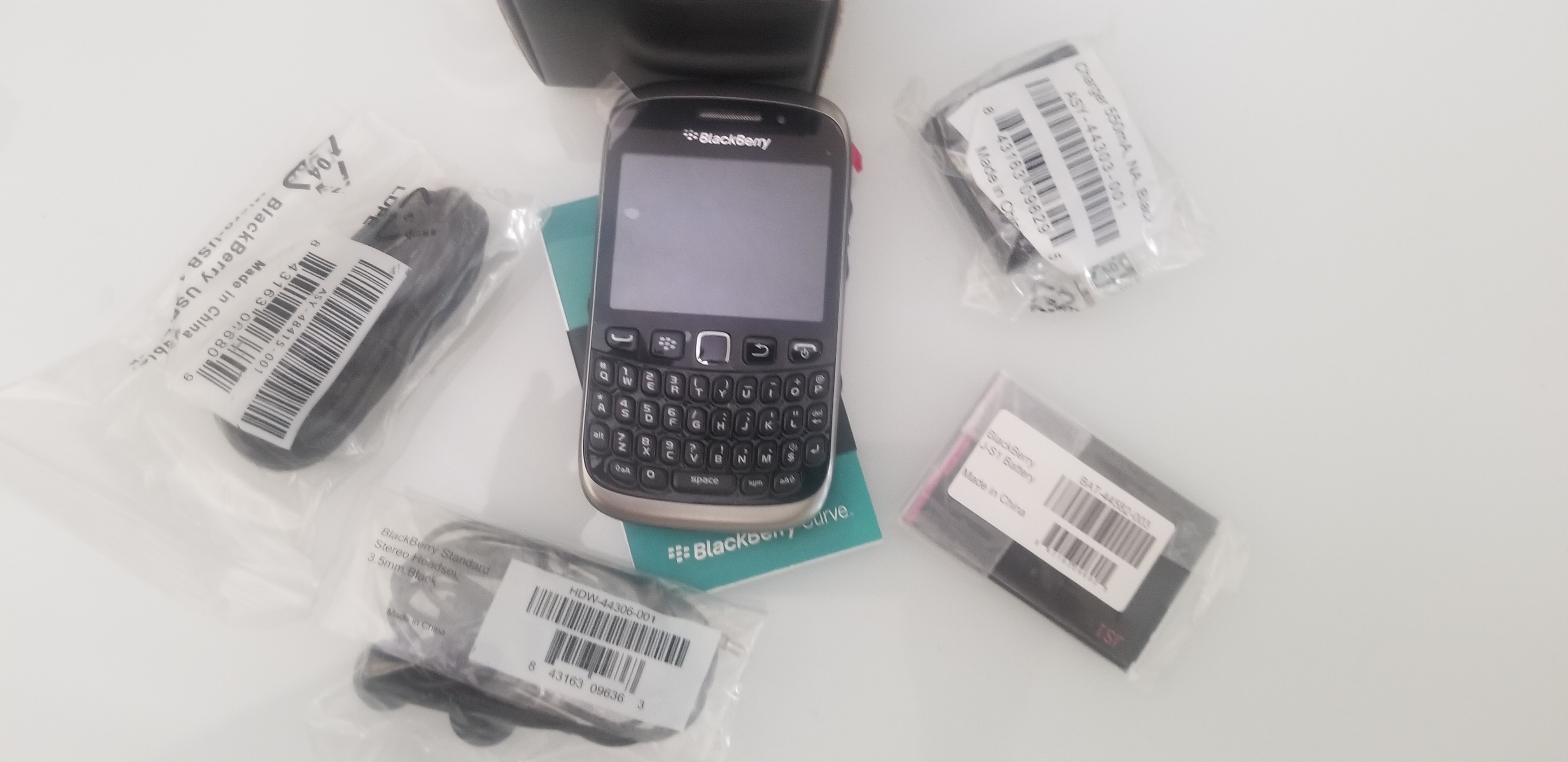celulares y tabletas - Blackberry Curve 9320 Nuevas completas y desbloqueados además en caja original
