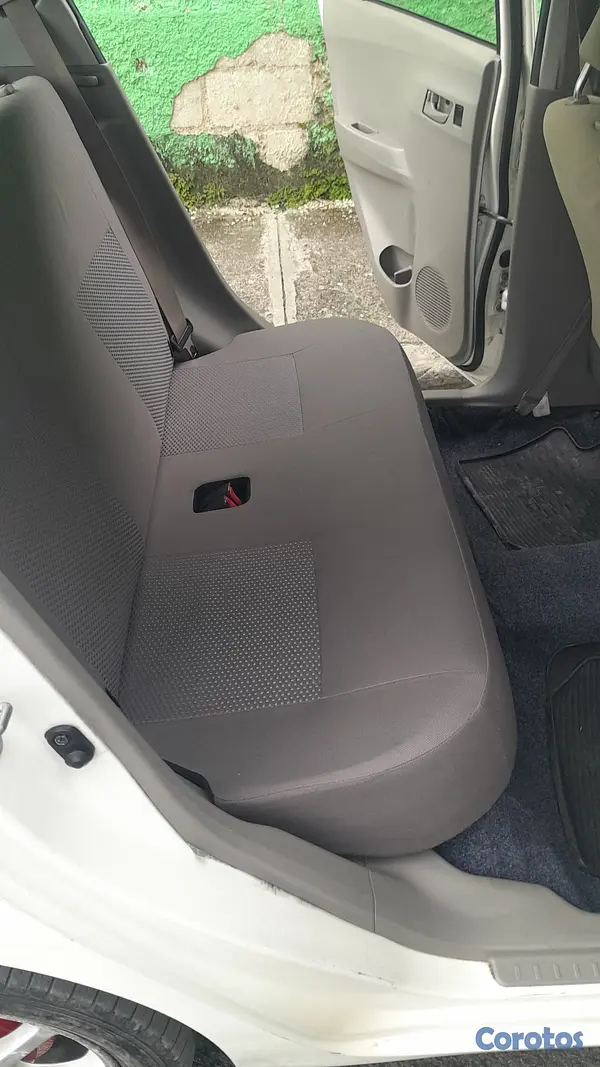 carros - Daihatsu Mira 2014 blanca  14