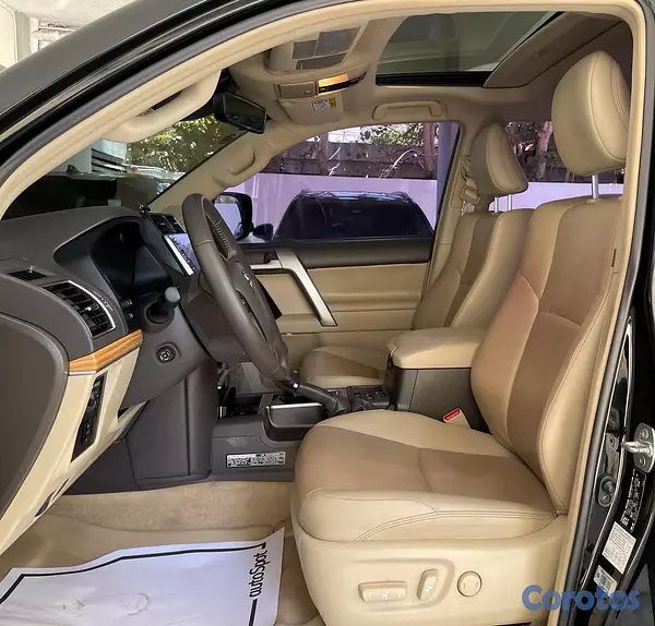jeepetas y camionetas - Toyota Land Cruiser VXL 2024 9