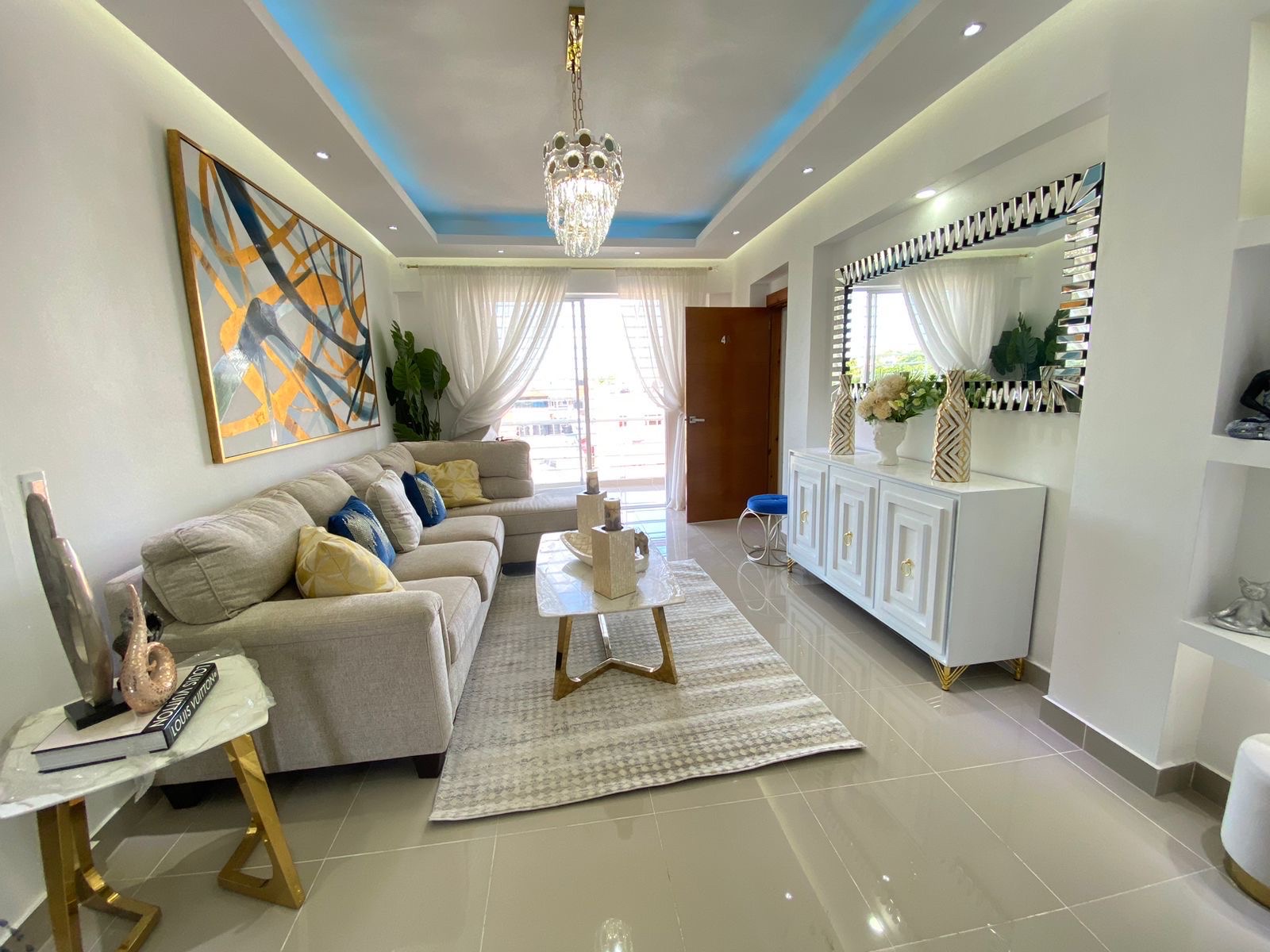 apartamentos - venta de apartamento de lujo en vista hermosa Santo Domingo este 100mts 7