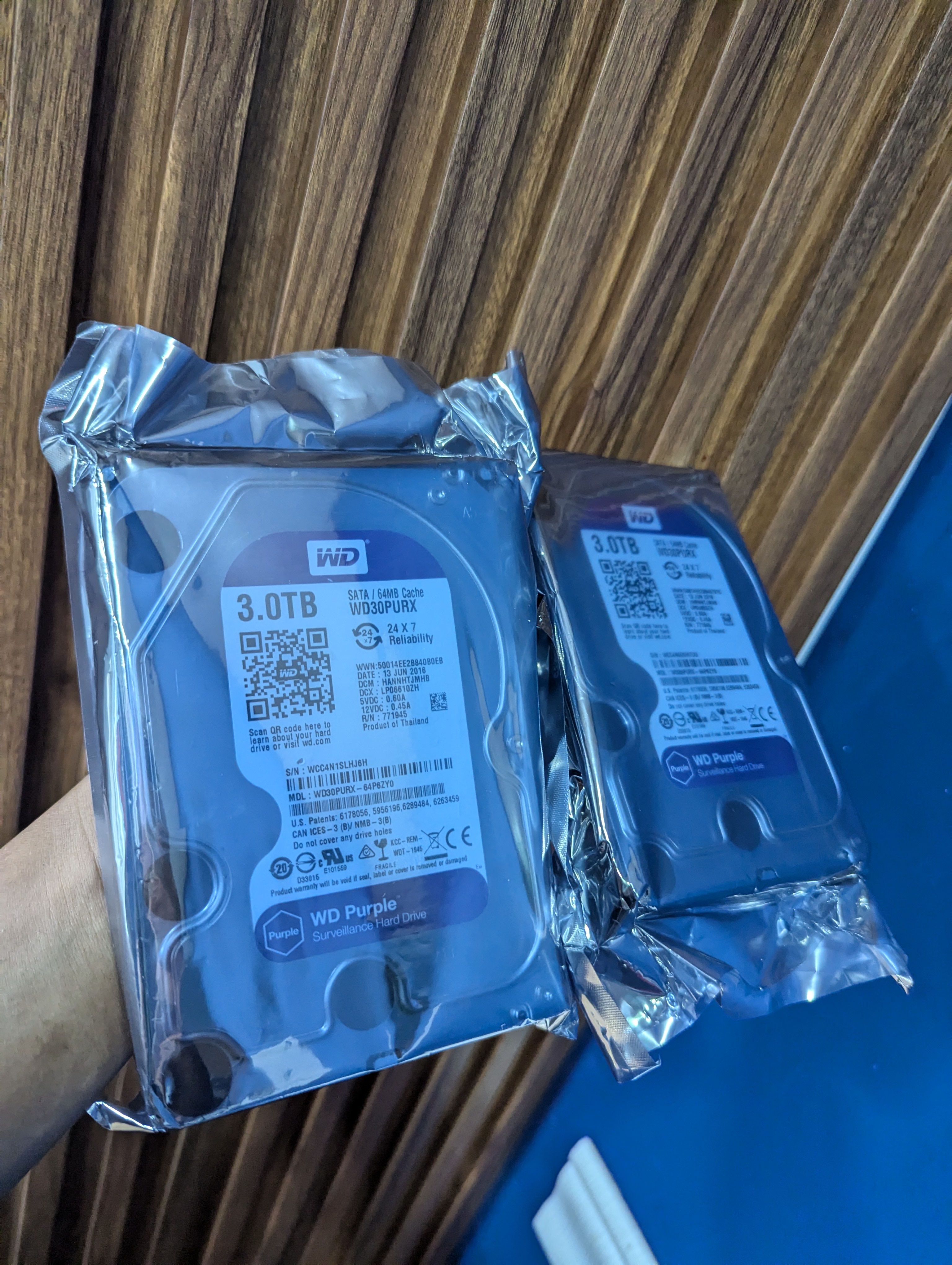 computadoras y laptops - Disco duros purple sellados de 3TB 2