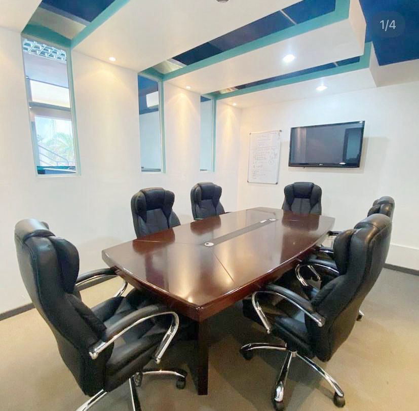 oficinas y locales comerciales - Local comercial en el millon 1