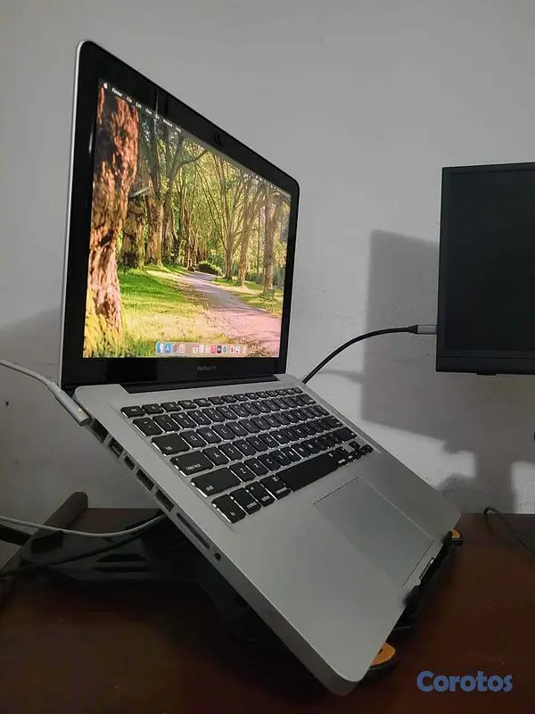 computadoras y laptops - MacBook Pro 5