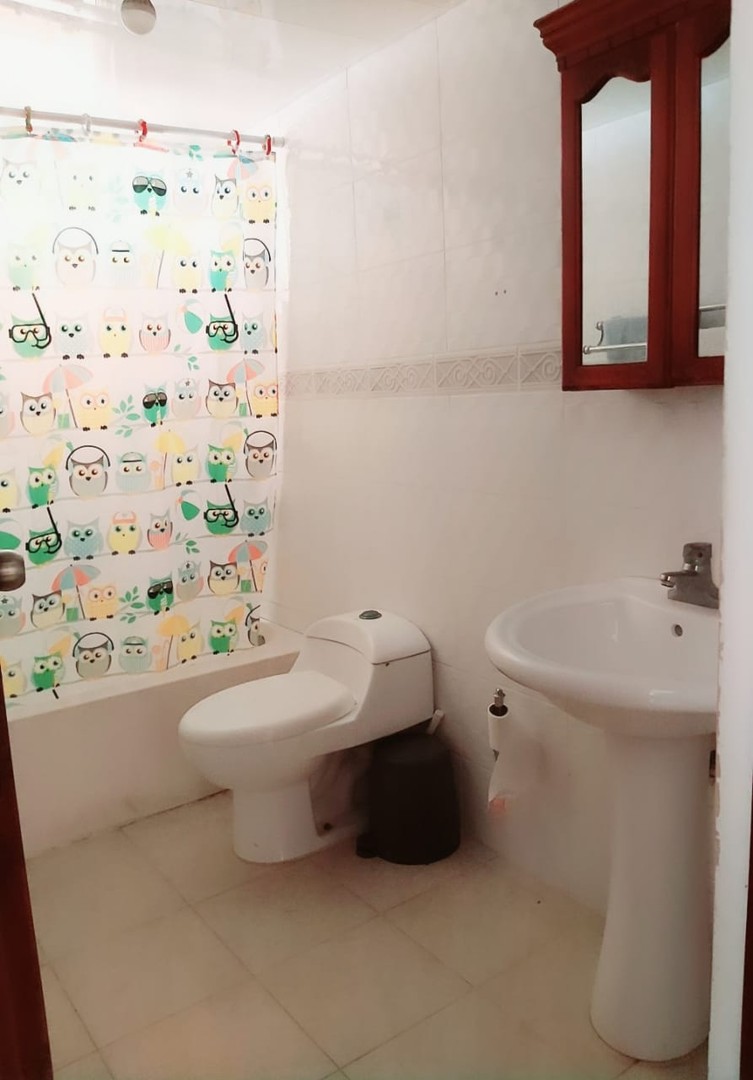 apartamentos - Apartamento Segundo Piso con Terraza, Ens. Ozama 2