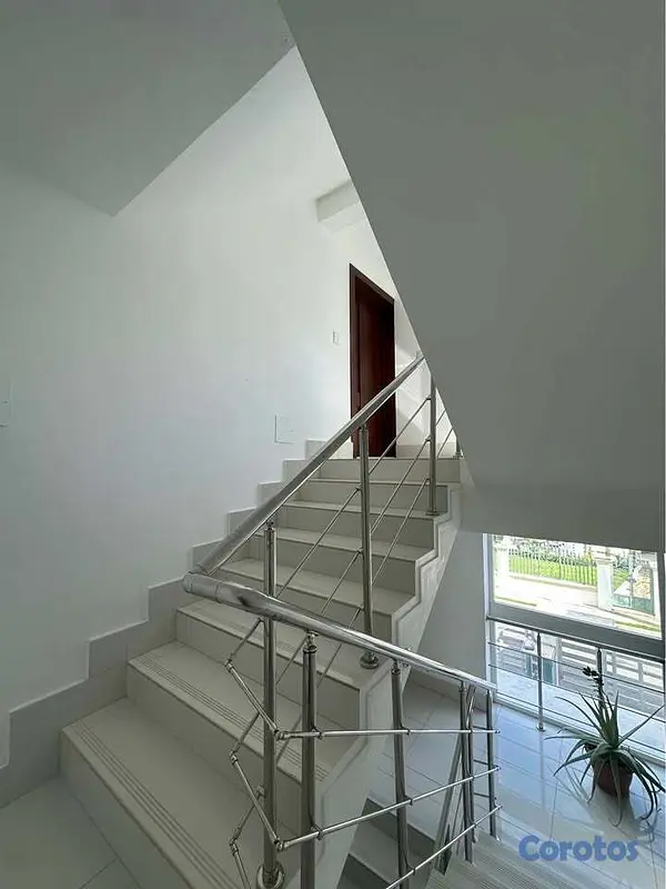 apartamentos - Se Vende Este Hermoso Apartamento en Las Piraguas, 2