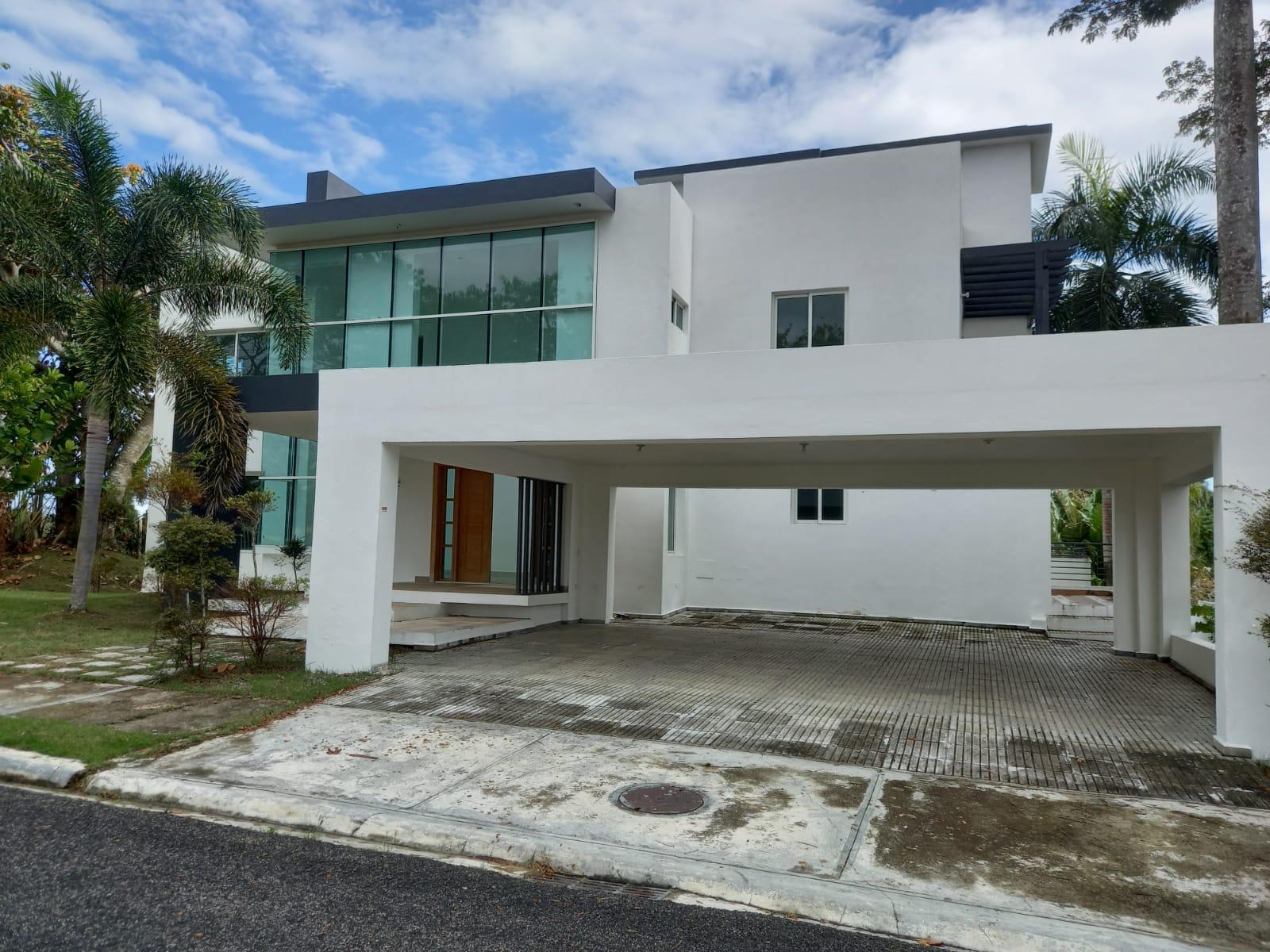 casas - Vendo lujosa casa en residencial  , Arroyo Manzano 1