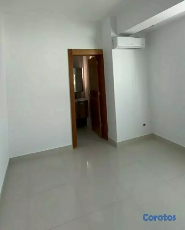 apartamentos - Renacimiento, Hermosa Torre, 2 habitaciones, área  4