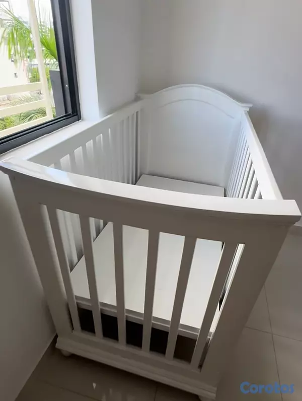 muebles y colchones - Cuna de madera pura con colchón incluido  2