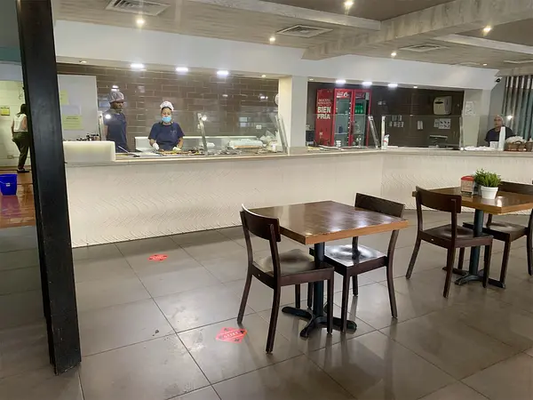 oficinas y locales comerciales - Excelente local en zona céntrica 3
