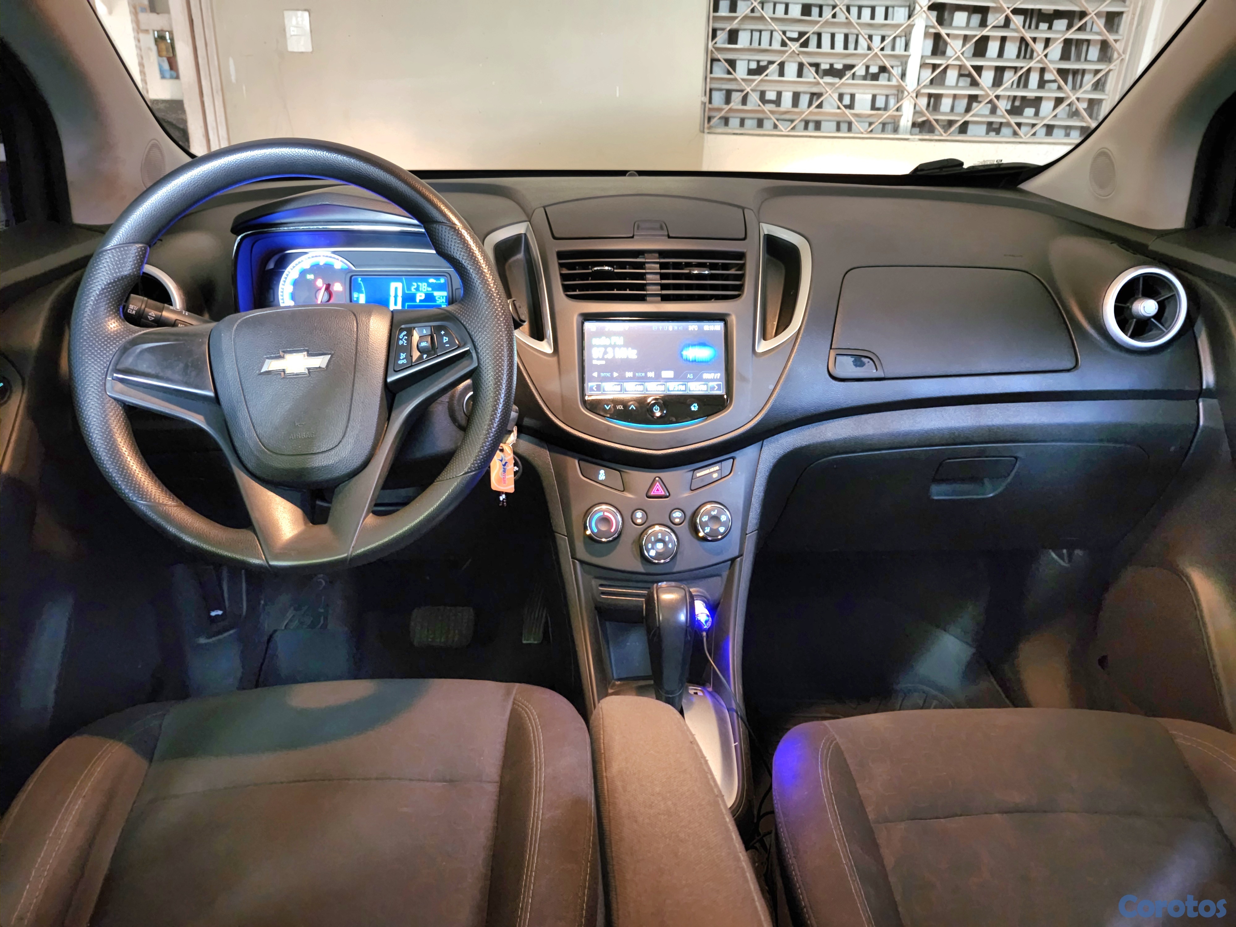 jeepetas y camionetas - Chevrolet Trax LS AWD en excelentes condiciones  9
