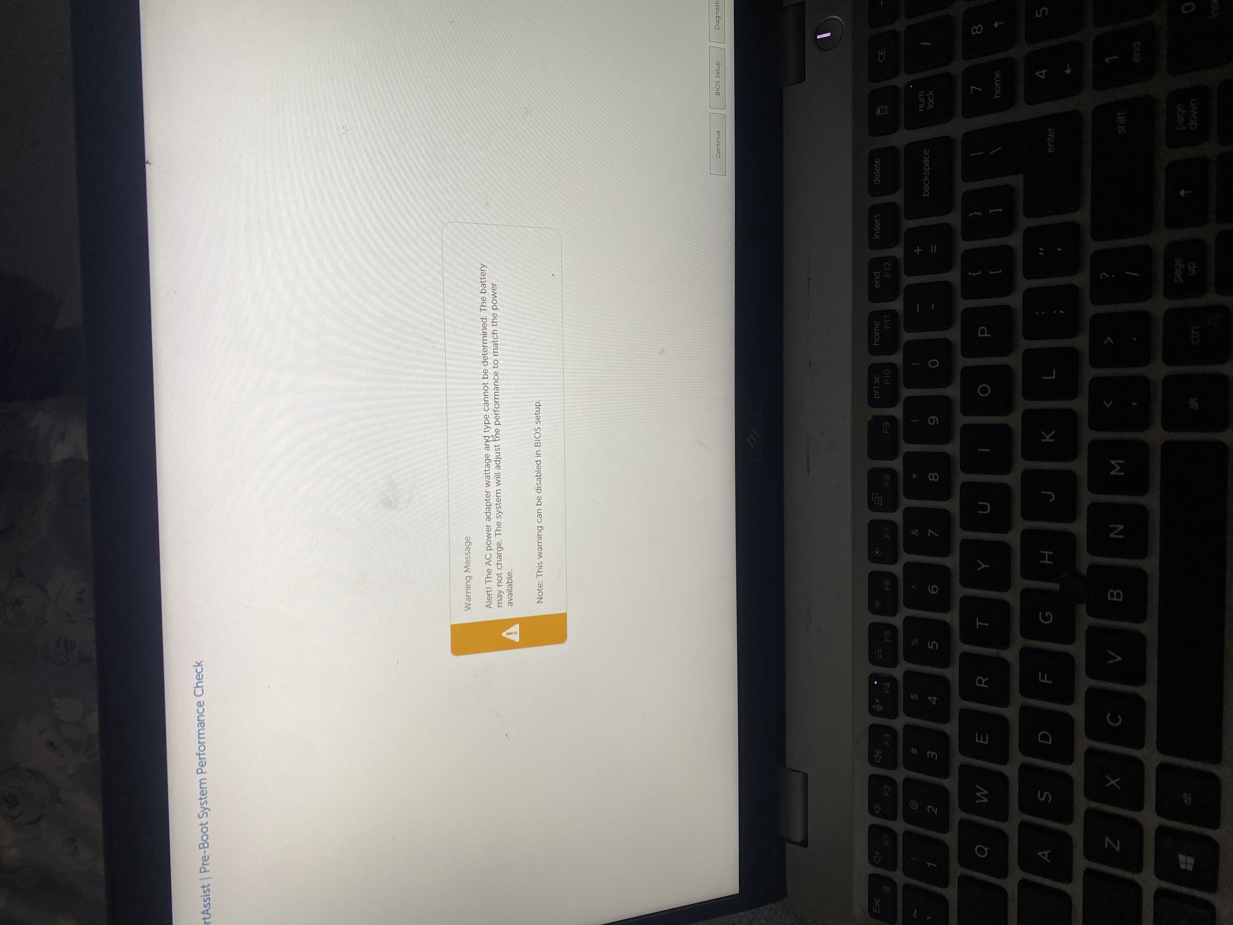 computadoras y laptops - Computadora como nueva solo 1 mes de uso  3