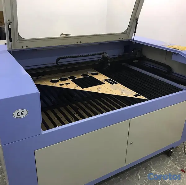 equipos profesionales - VENDO MÁQUINA CORTE LÁSER  2