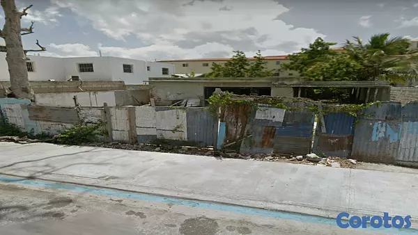 solares y terrenos - Terreno en boca chica 1