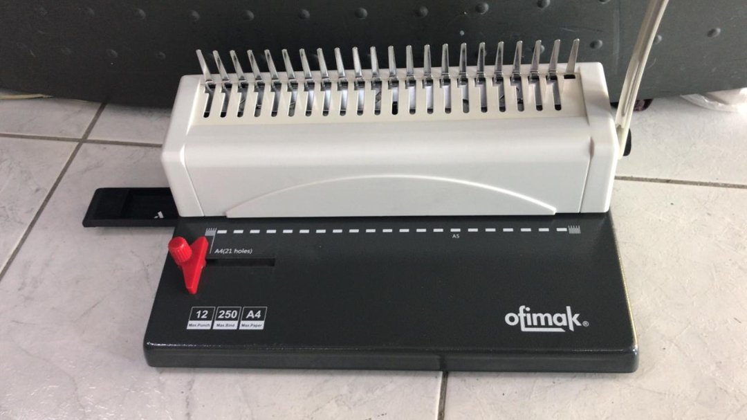 impresoras y scanners - ENCUADERNADORA ESPIRAL TRADICIONAL CUADRADO 12 HOLAS A LA VEZ 1