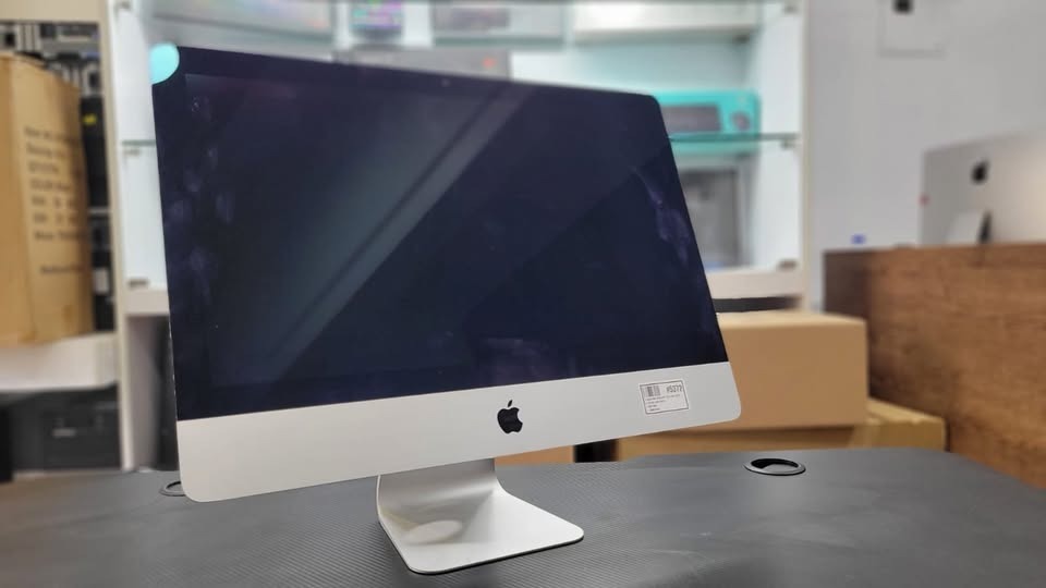 computadoras y laptops - Imac Retina 4k 2017  Core i5 7ma Gen   16GB RAM... 1