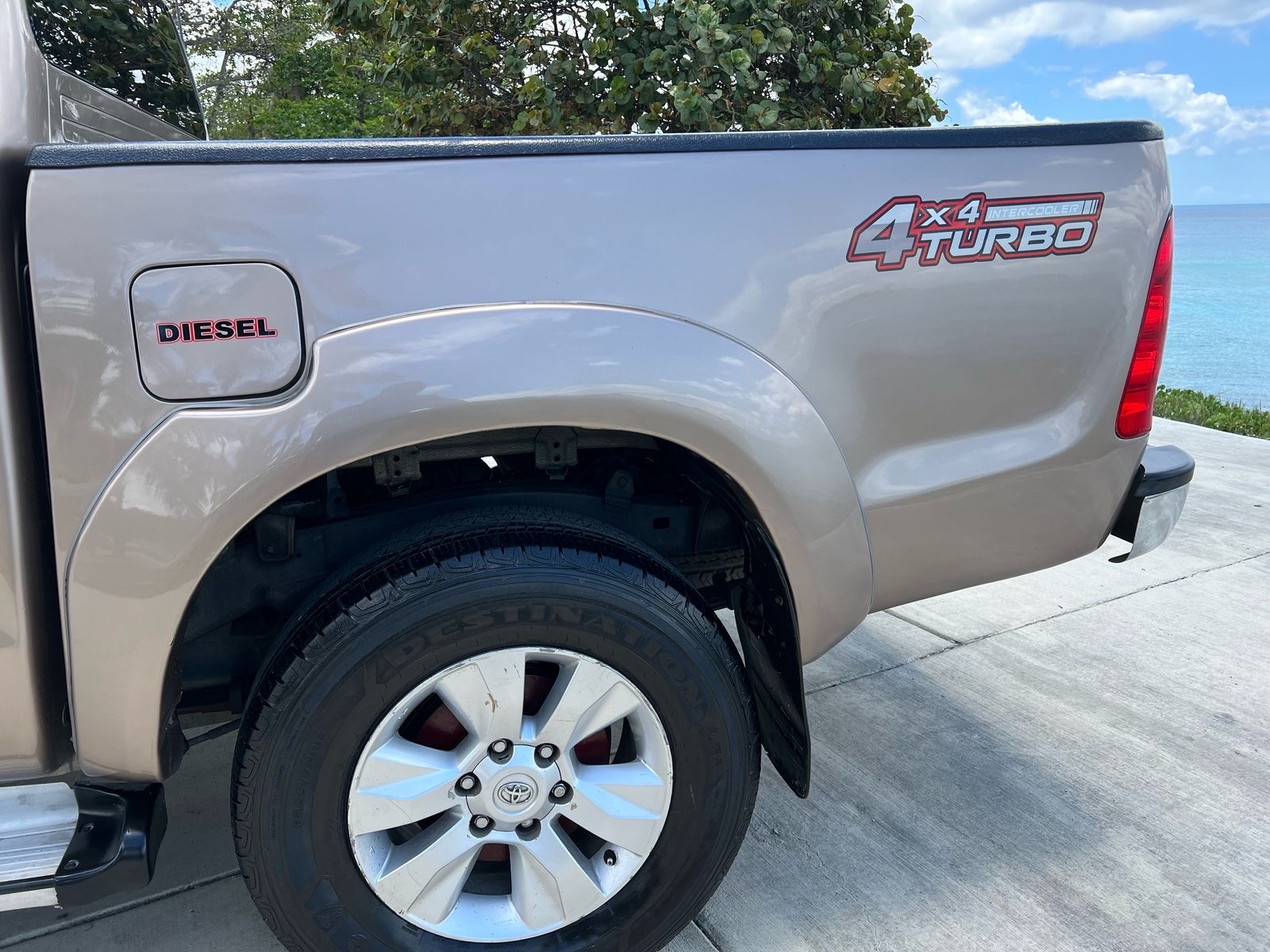 jeepetas y camionetas - TOYOTA HILUX SRV 2007 DIÉSEL 4X4 DOBLE CABINA! FINANCIAMIENTO DISPONIBLE, NUEVA 7