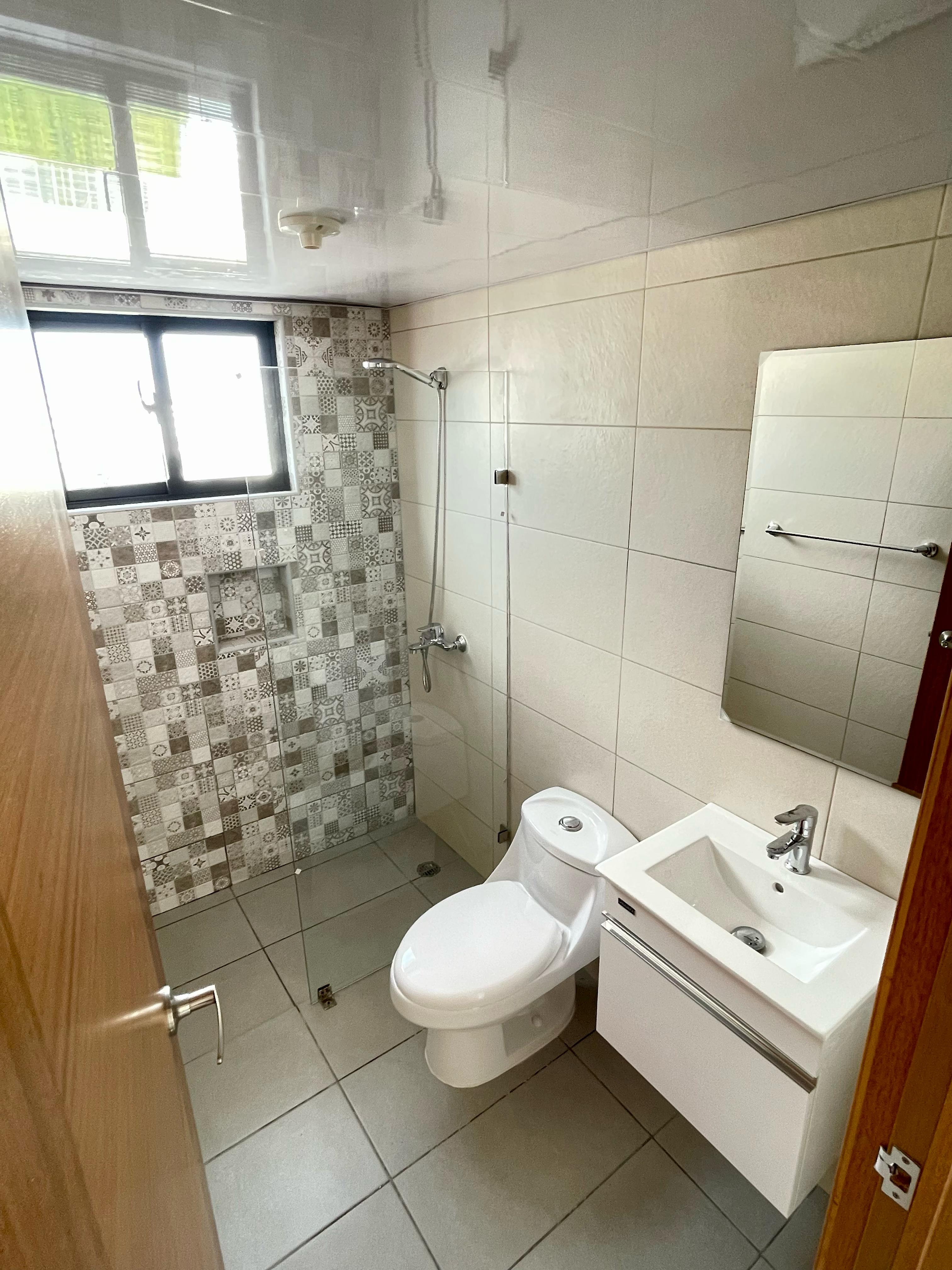 apartamentos - Se Alquila Apartamento Con Area Social En Evaristo 7