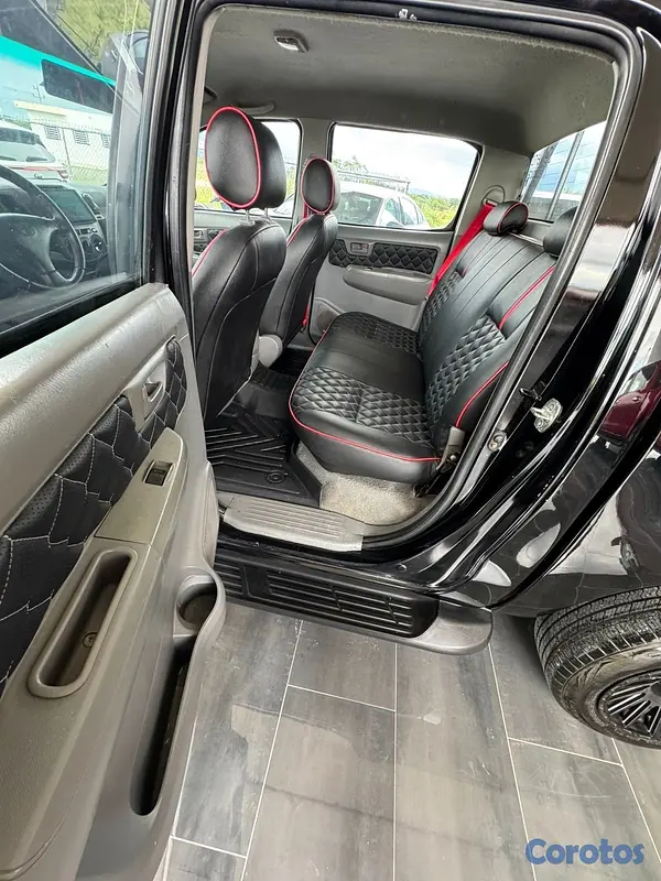 jeepetas y camionetas - Toyota hilux 2008 14