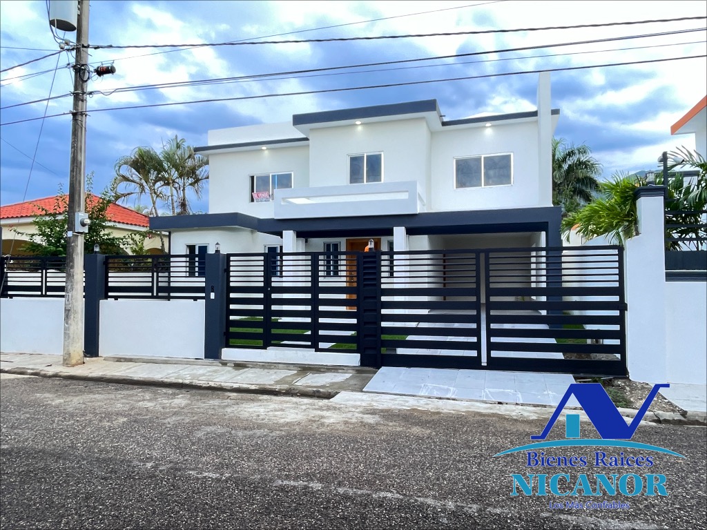 casas - Casa en venta en puerto plata  1