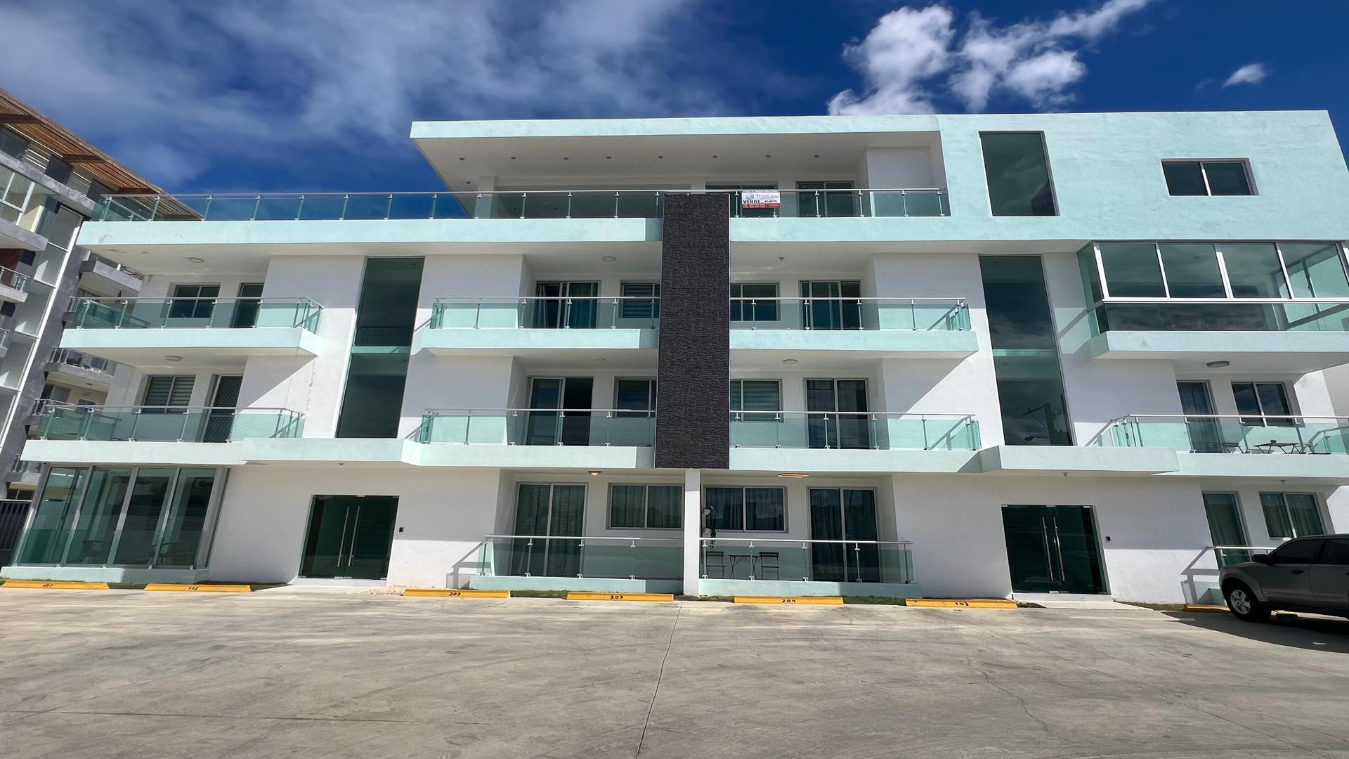 apartamentos - Comodidad y cercanía a la playa: Apto. 3er nivel en Boca Chica 0
