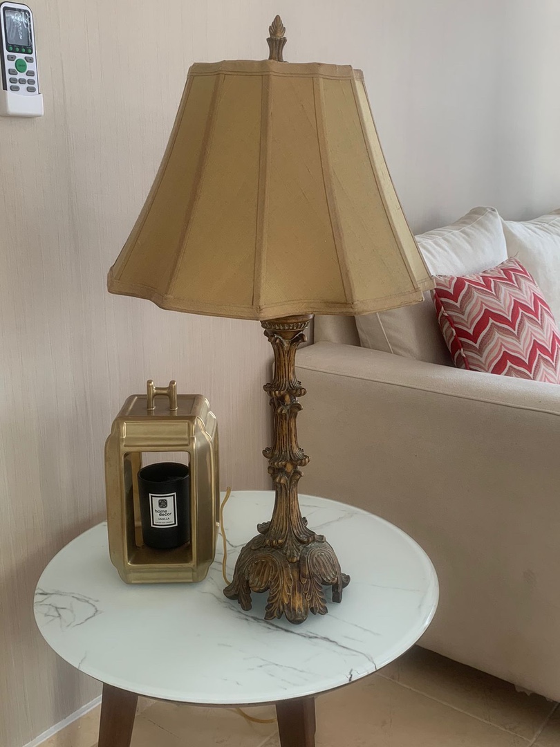 decoración y accesorios - Lámpara vintage color dorado 
