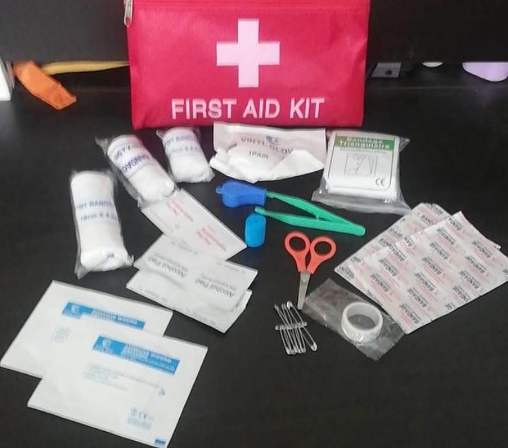 Salud y Equipamiento Médico - Botiquín de primeros auxilios.Lote al por mayor y detalle 3