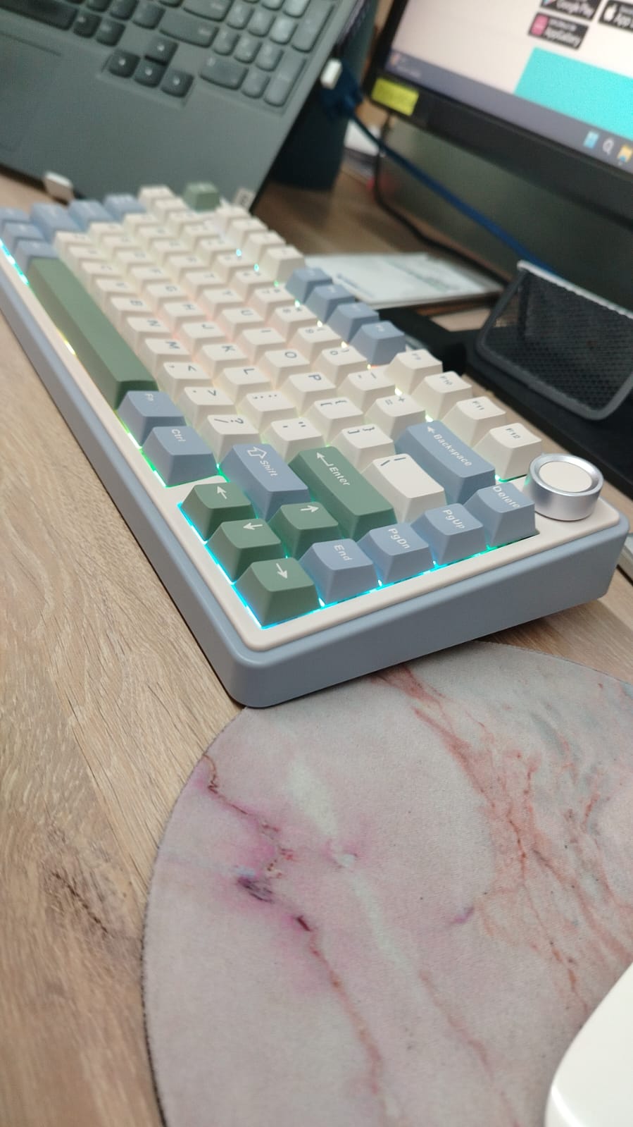 accesorios para electronica - Vendo teclado mecánico sonido creamy 4