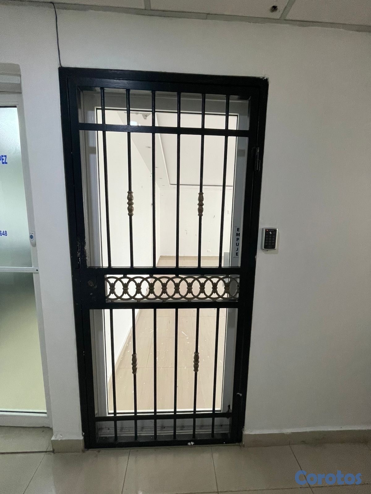 oficinas y locales comerciales - Se Alquila Local Comercial en Plaza Atalaya Del Mar, 10 1/2 Av. Independencia 2