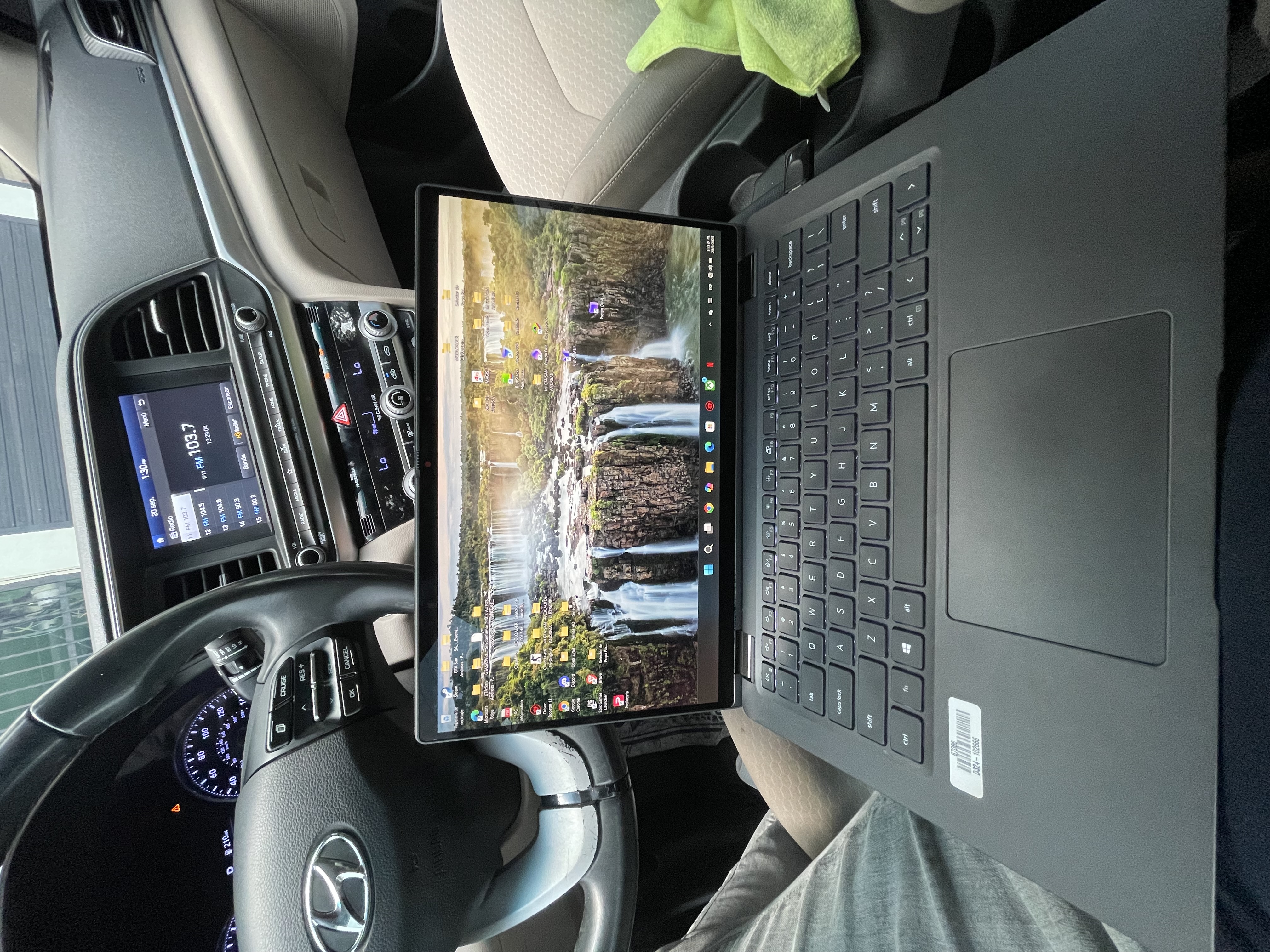 computadoras y laptops - Dell 7410 táctil negociable  4