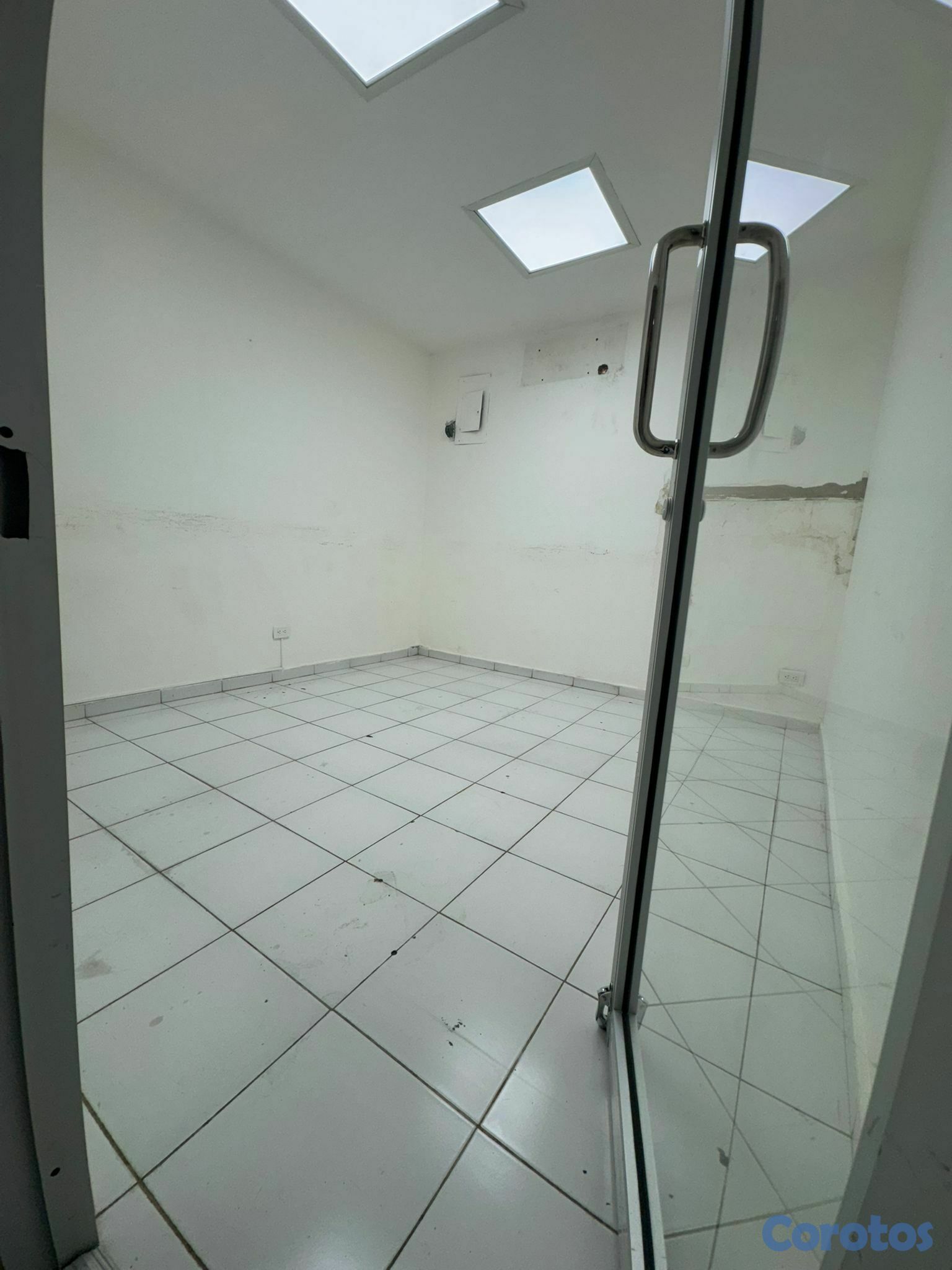 oficinas y locales comerciales - Alquilo Oficina/Local en Piso 2 en Naco Cod:PD538 3
