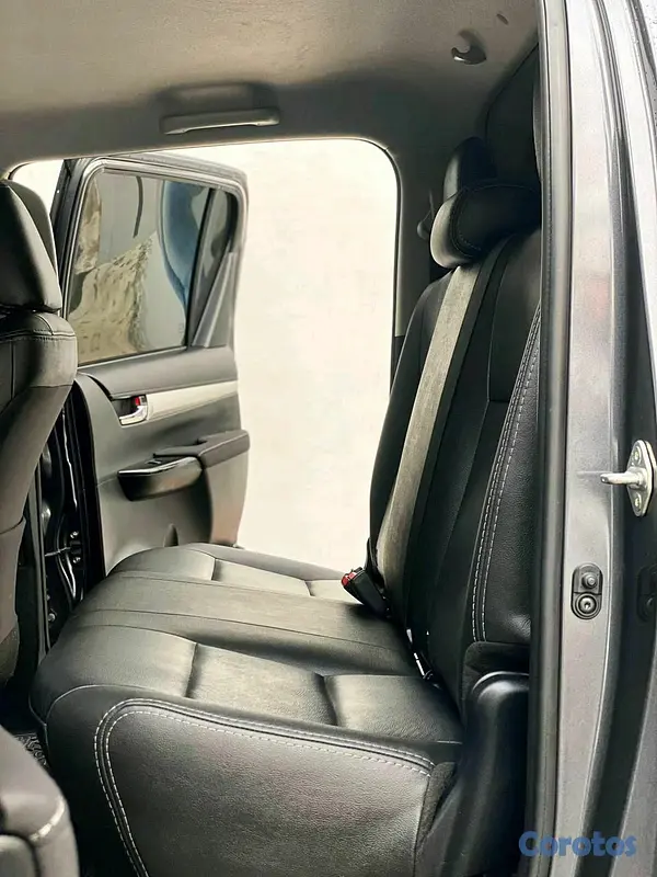 jeepetas y camionetas - Tienda de vehículos, nuevo y usados  8