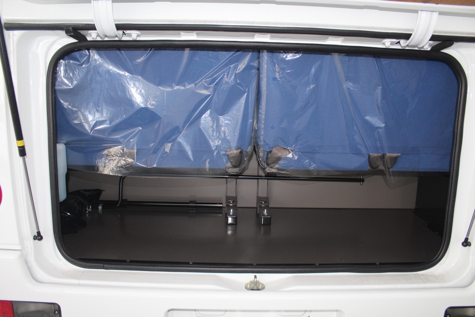 camiones y vehiculos pesados - Mitsubishi Rosa 2026 9