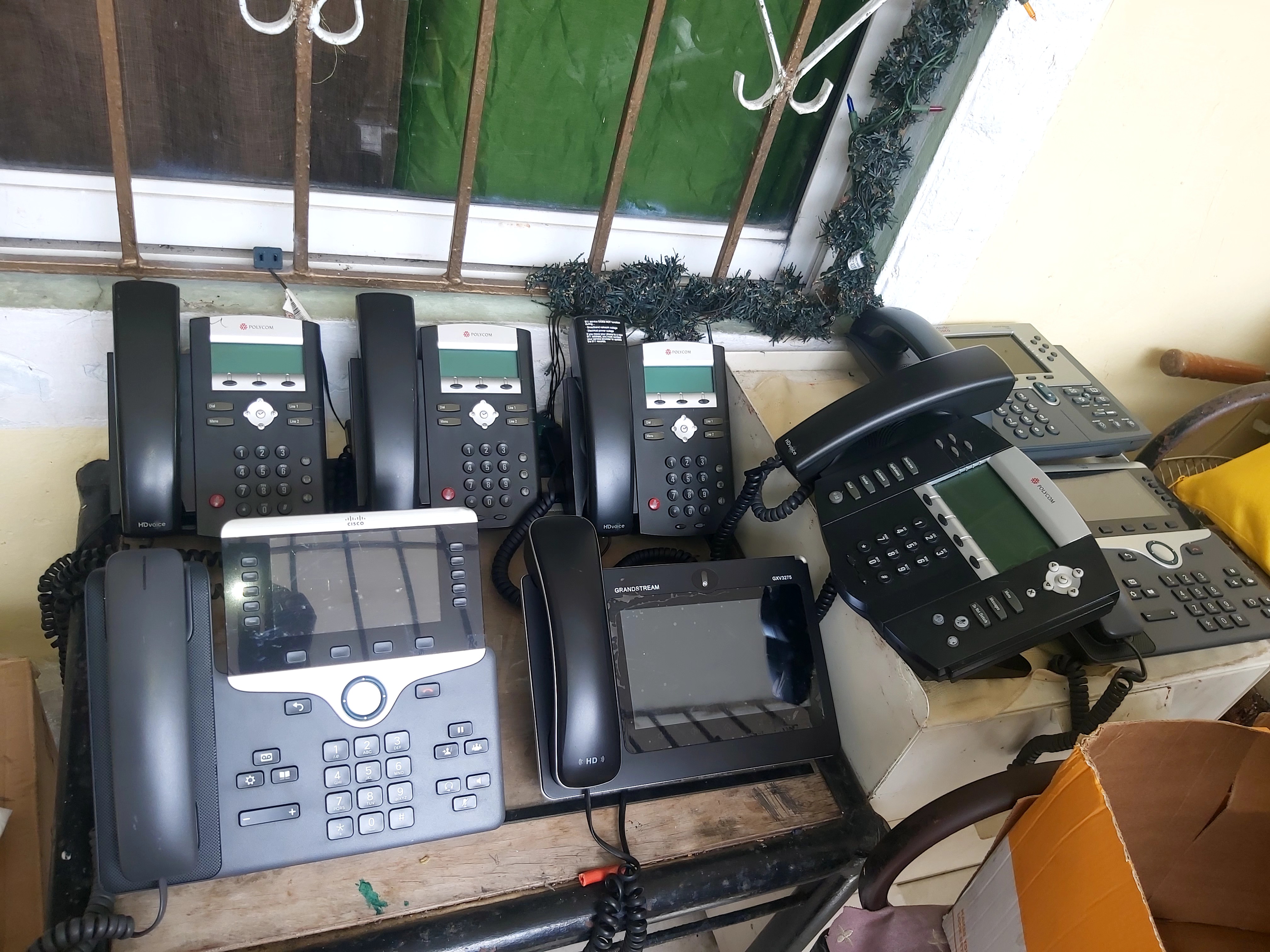 otros electronicos - TELÉFONO IP  4