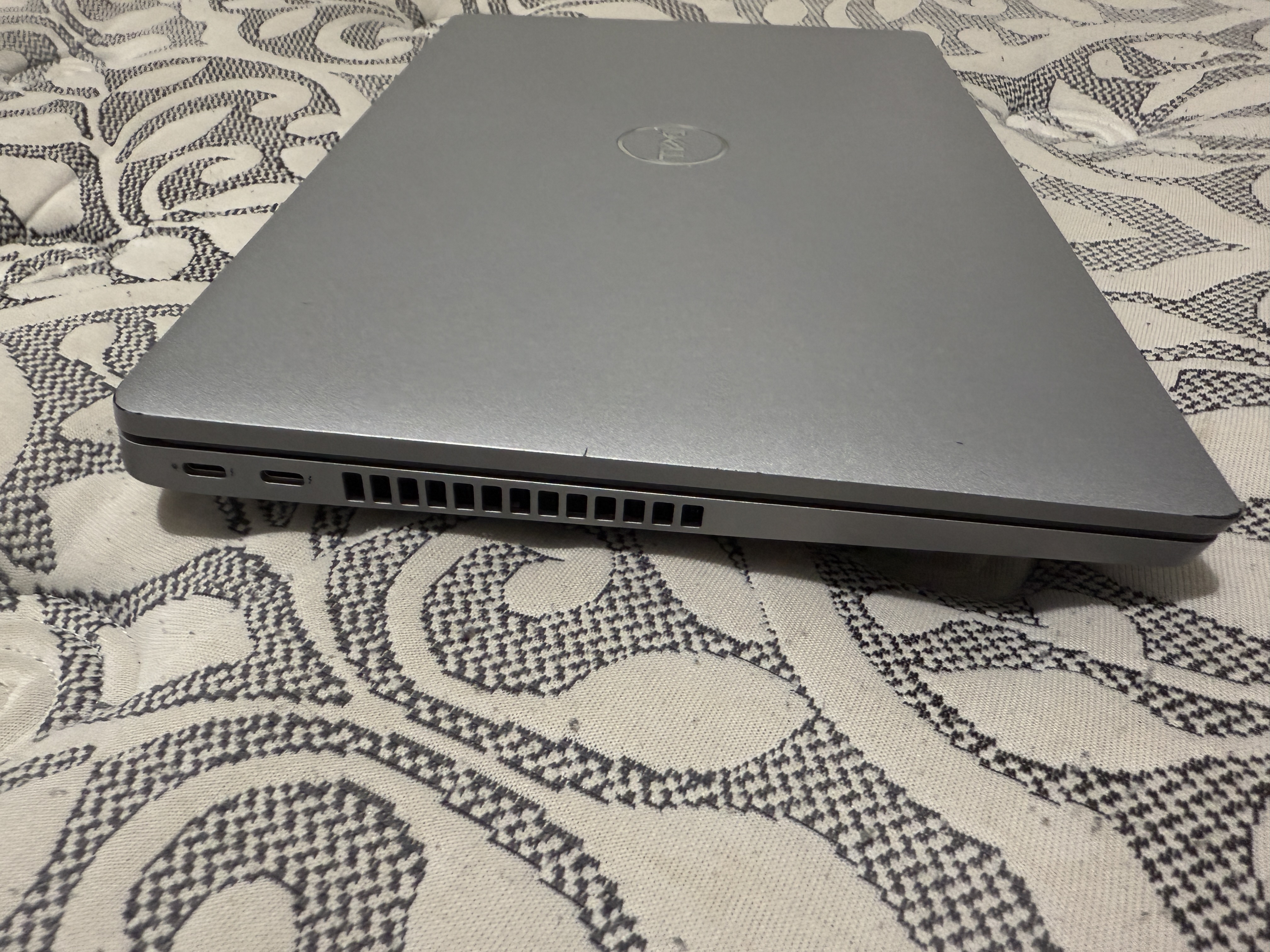 computadoras y laptops - Laptop Dell latitude 5430 i5 12th generación 16GB ram 256gb SSD  3