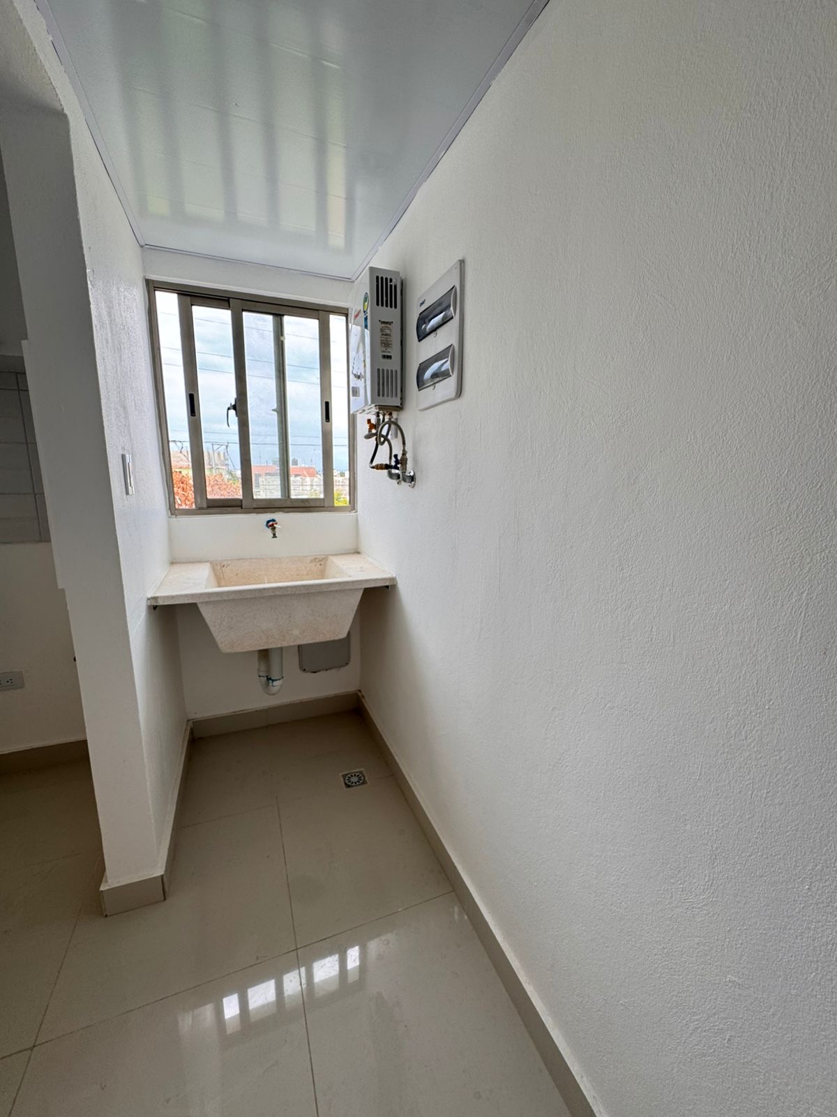 apartamentos - Venta de apartamento en reparto los tres ojos  6