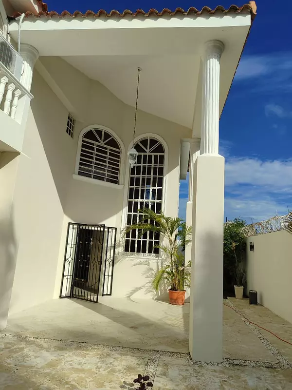 casas vacacionales y villas - Villa en Venta en  JUAN DOLIO.   USD 410,000.00   10