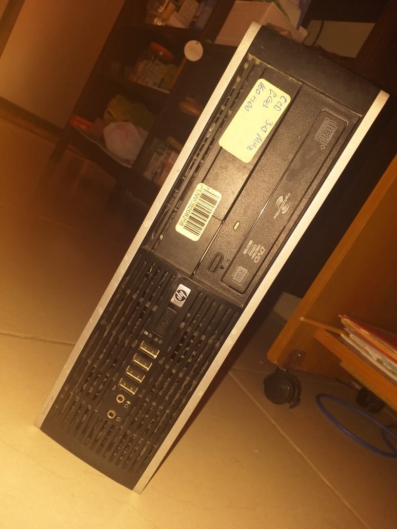 computadoras y laptops - CPU HP. Intel core Duo, E 8,400 @ 300 HZ