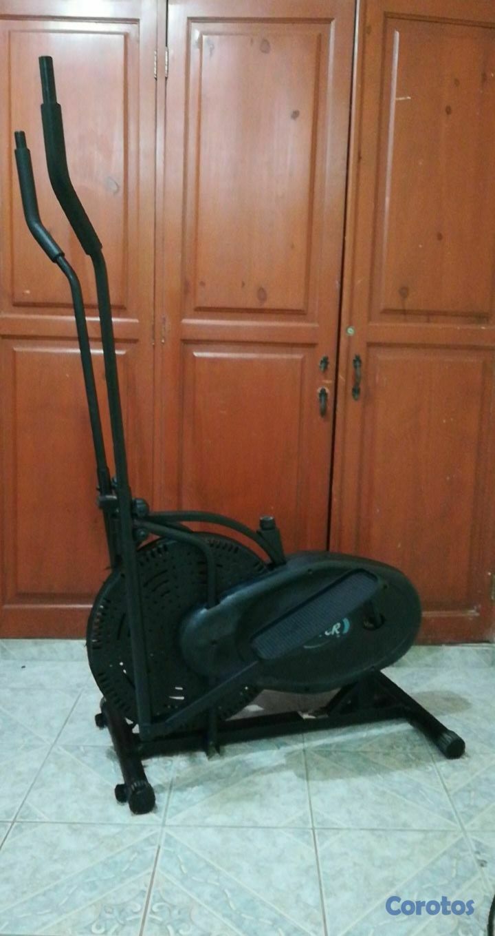 Artículos Deportivos - bicicleta de ejercicios elíptica con ajuste de velocidades  1