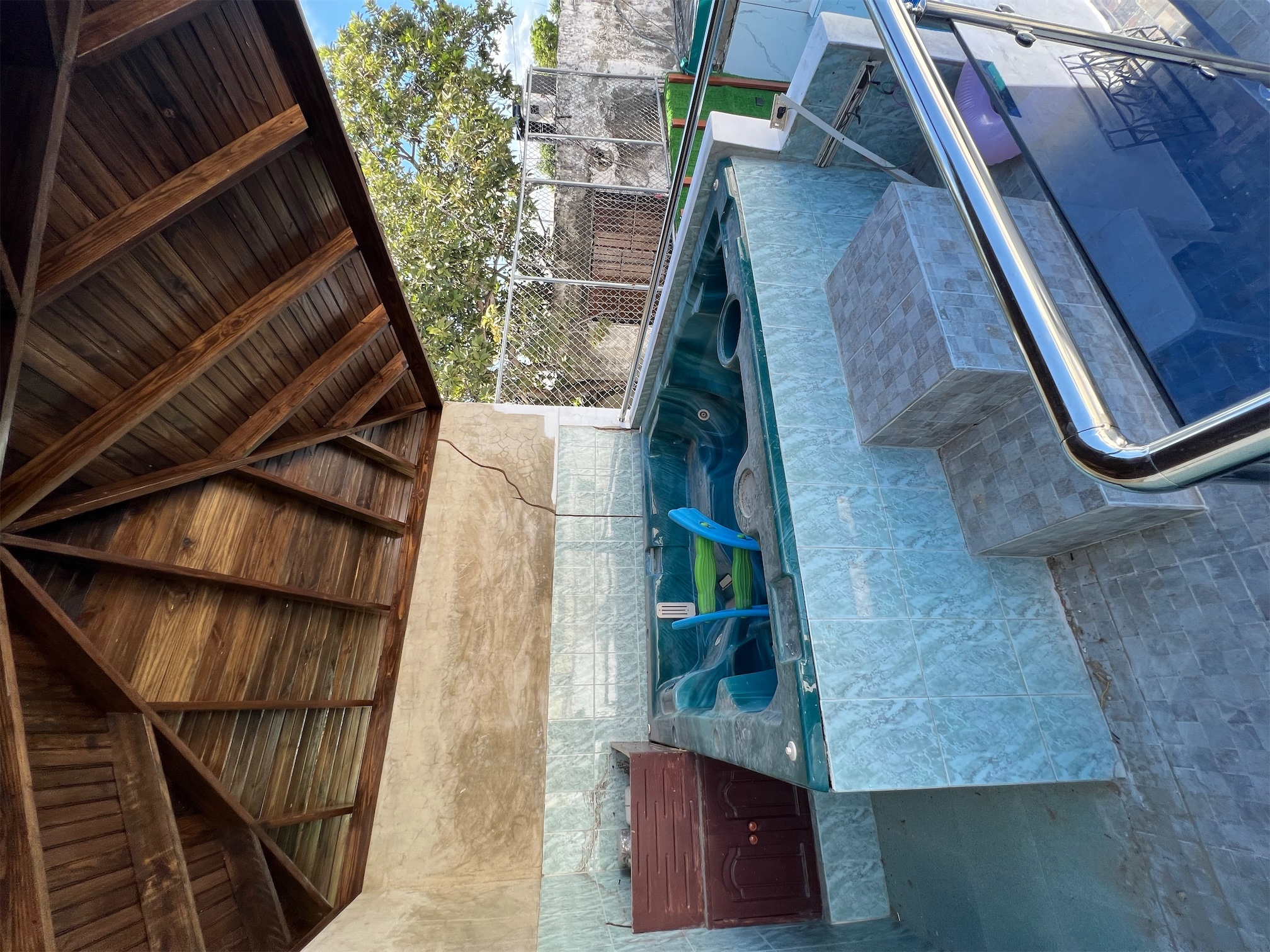 casas - Venta de casa con piscina y jacuzzi con 400mts en Cancino Santo Domingo este 9