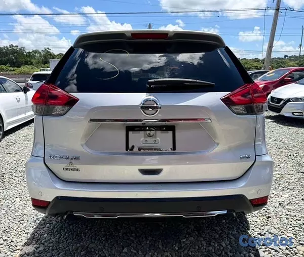 jeepetas y camionetas - Nissan Rogue 2020 
 6