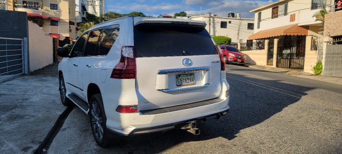 jeepetas y camionetas - LEXUS GX 460 2017  3