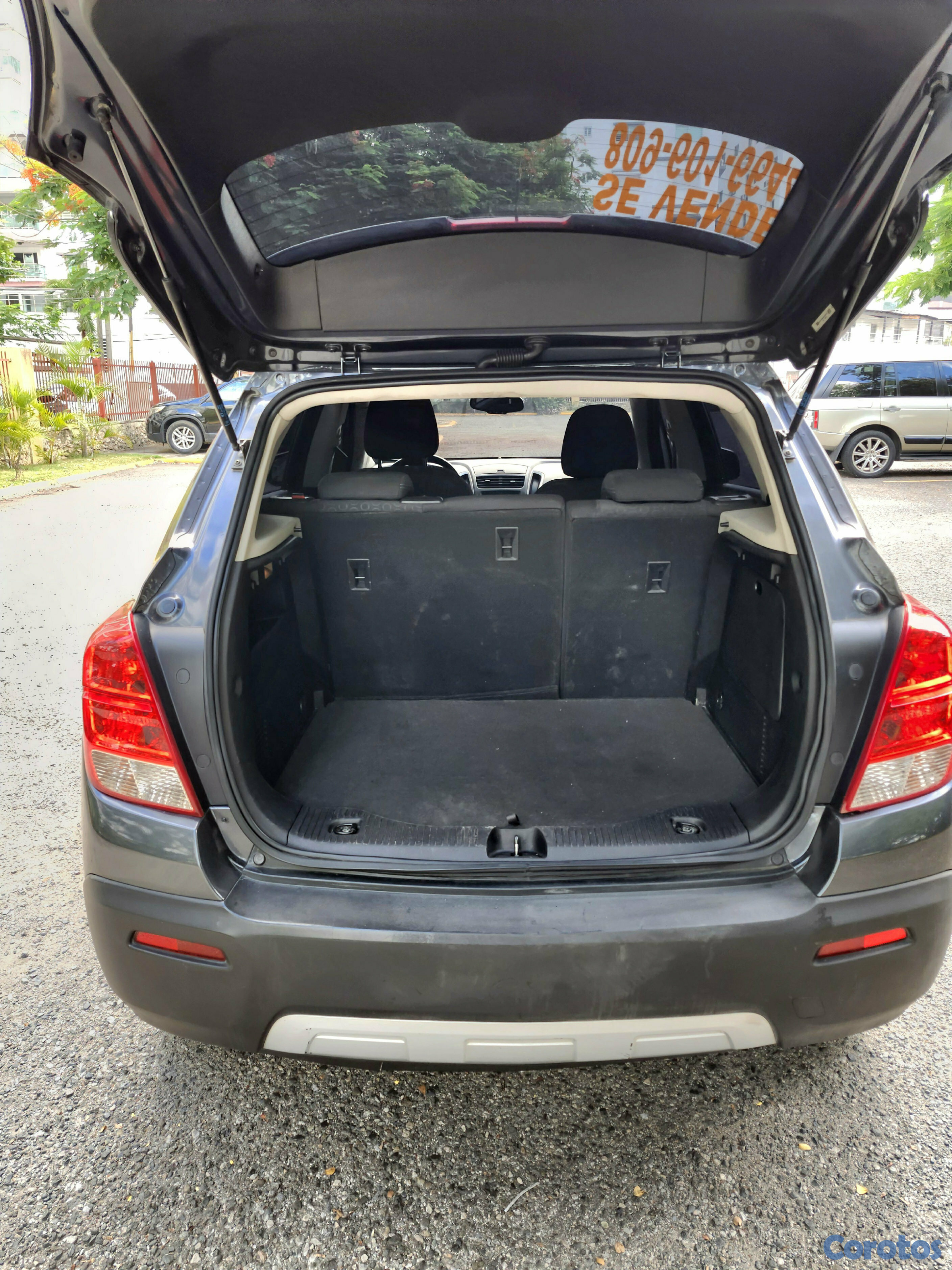 jeepetas y camionetas - Chevrolet Trax LS AWD en excelentes condiciones  8